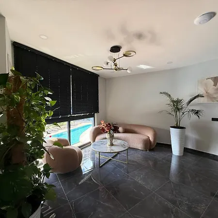 Apartment люкс Royal Grand Exclusive в 300 метрах от пляжа клеопатра Alanya